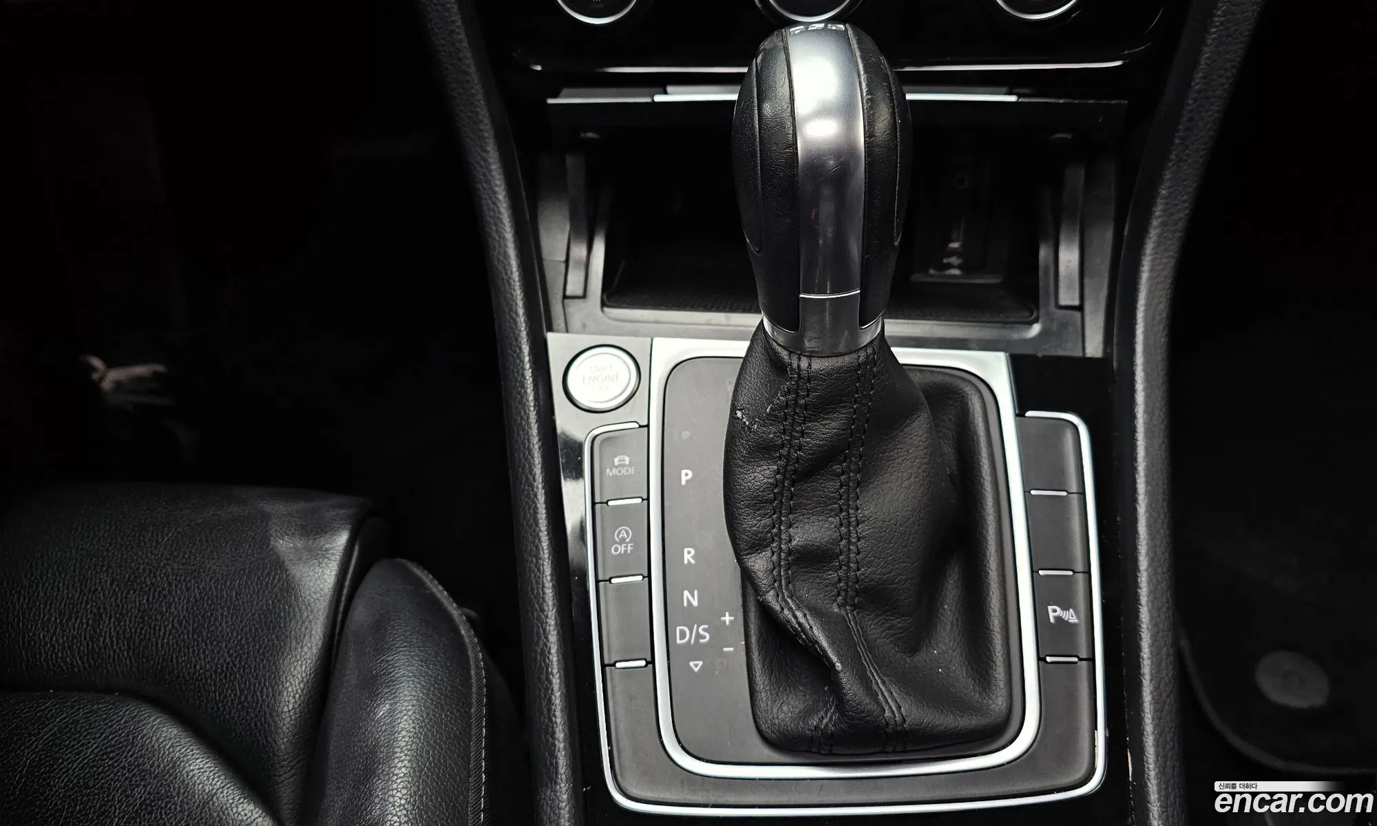 Volkswagen Golf 7th Gen 2014 — 4