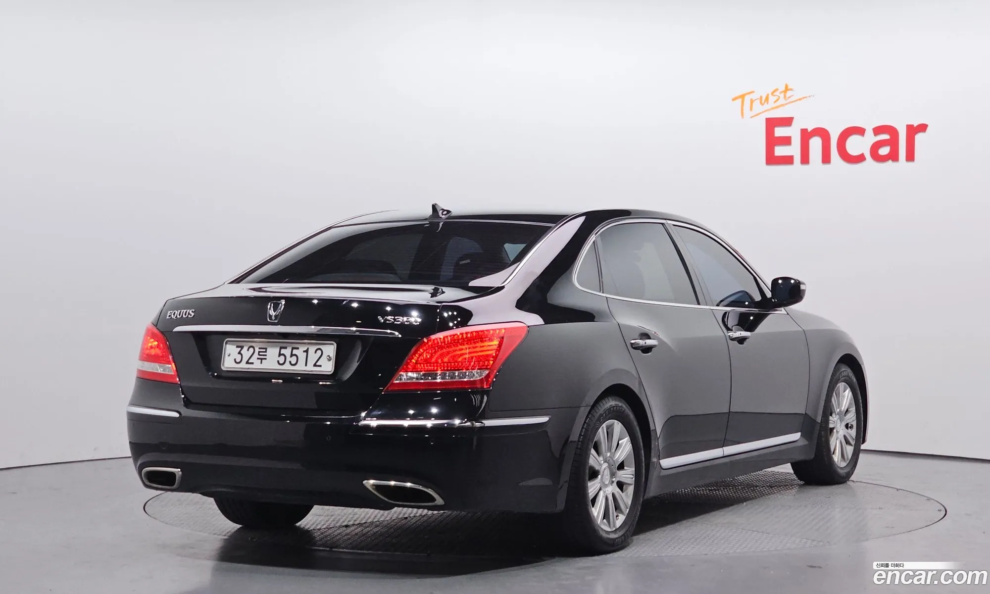 Hyundai Equus 2010 — 15