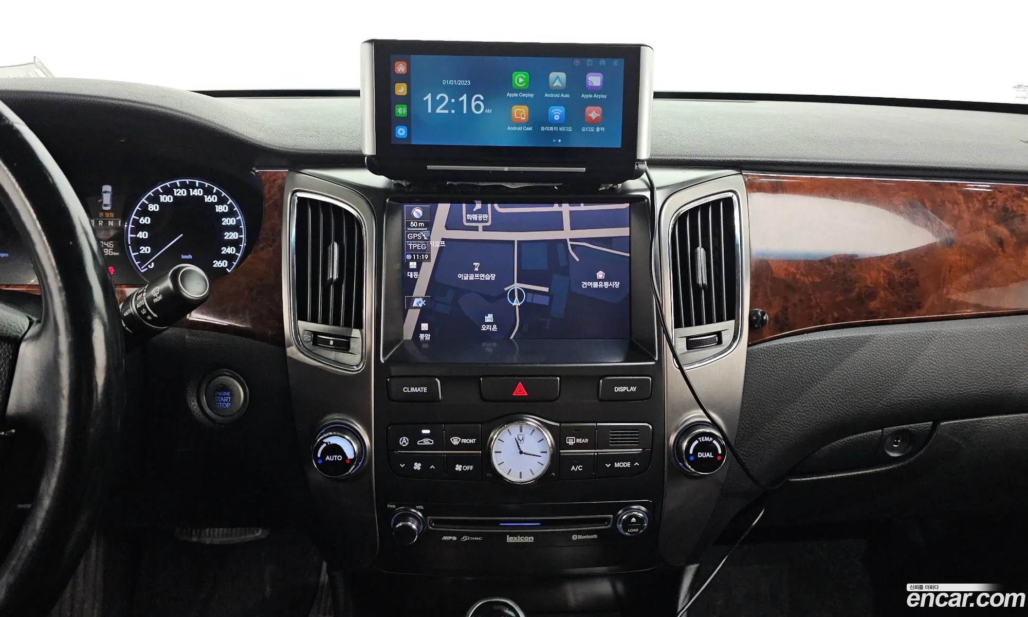 Hyundai Equus 2010 — 8