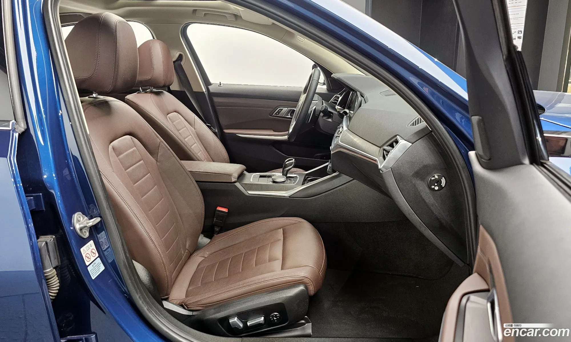 BMW 3 Series 2021 WBA5V5100MFK34741 — 9