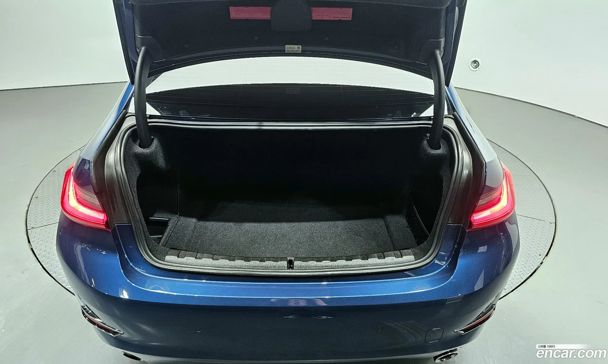 BMW 3 Series 2021 WBA5V5100MFK34741 — 5
