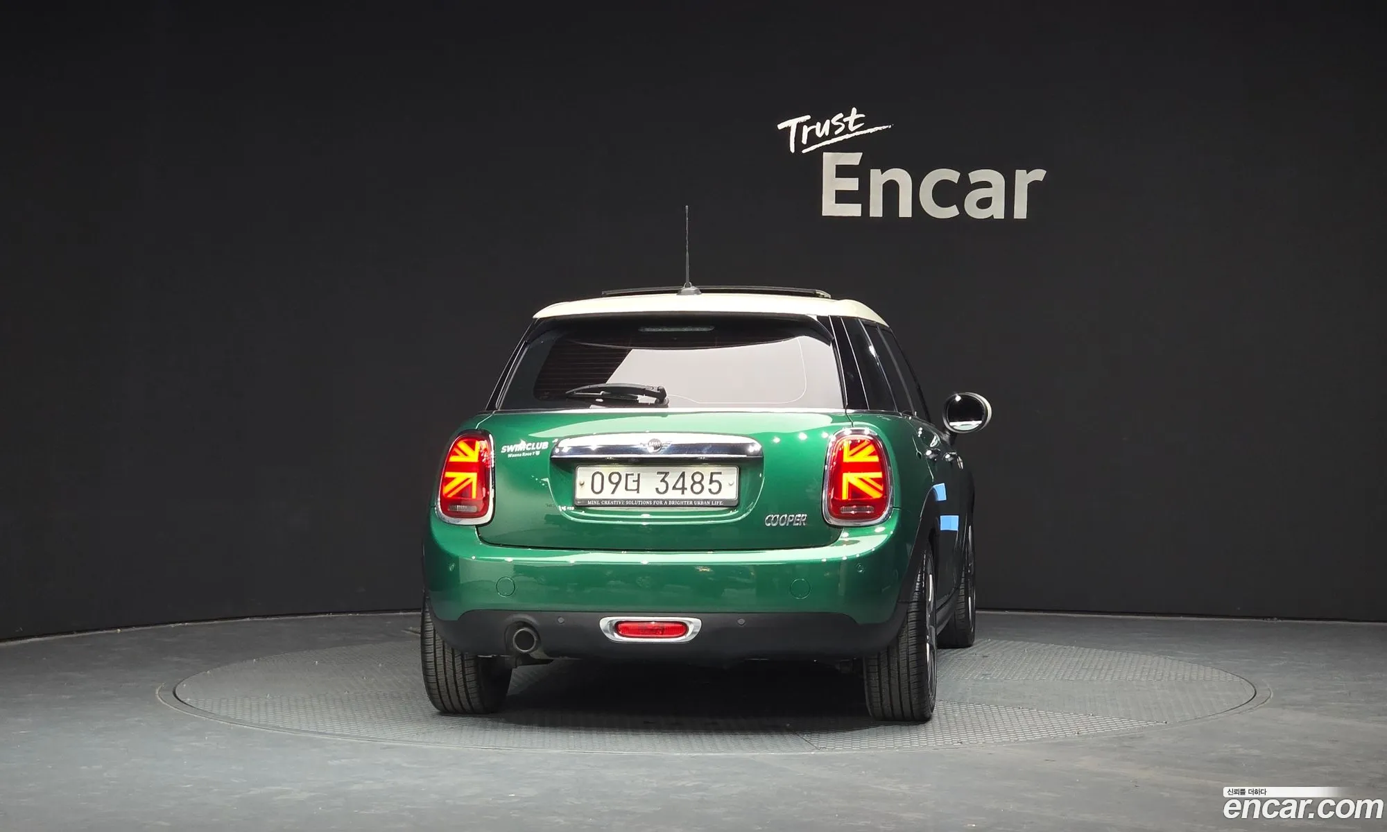 Mini Cooper 2019 WMWXU1108K2H35646 — 3