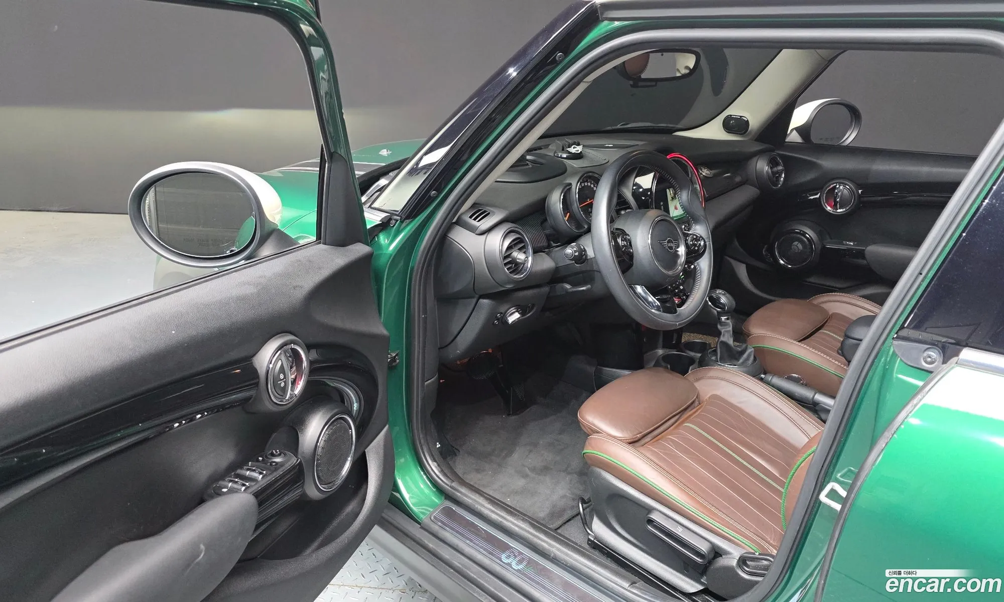 Mini Cooper 2019 WMWXU1108K2H35646 — 9