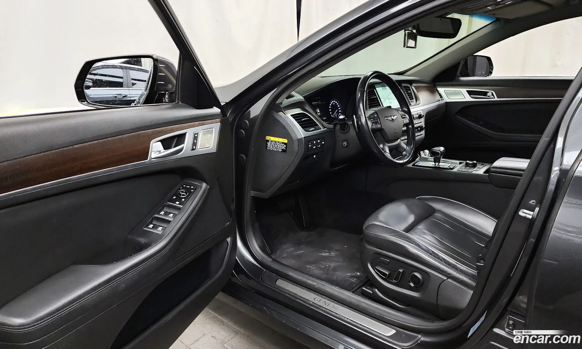 Genesis G80 2016 — 13