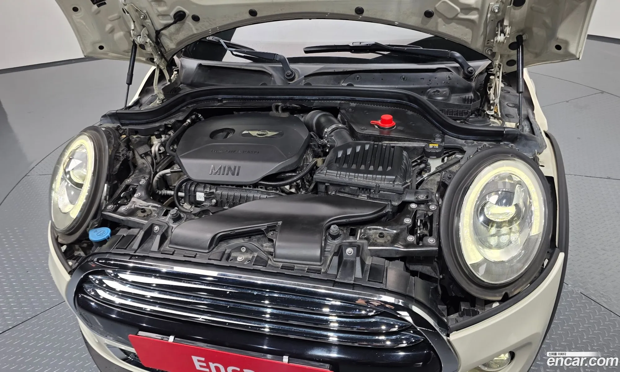 Mini Cooper Convertible 2017 WMWWG5102H3A80199 — 4