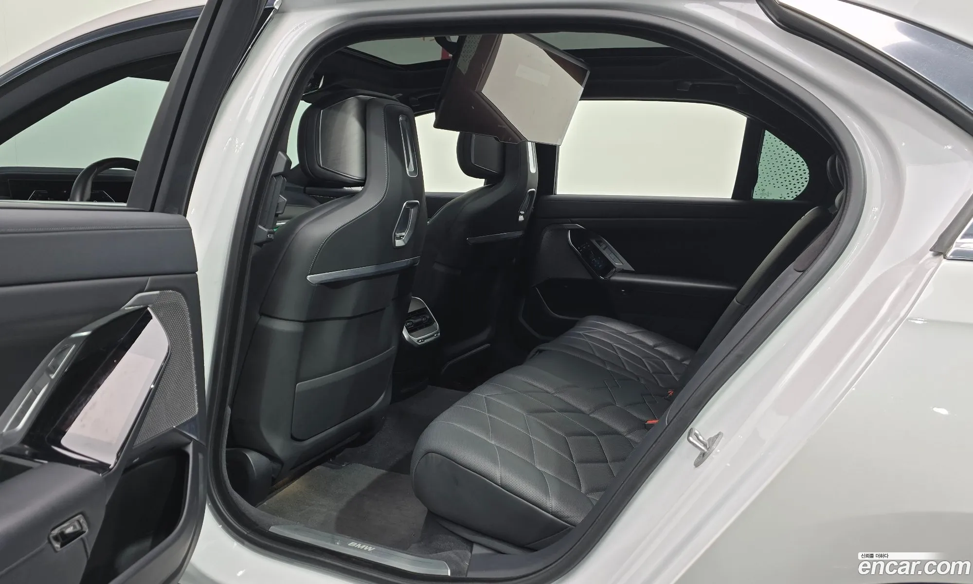 BMW 7 Series 2023 — 20