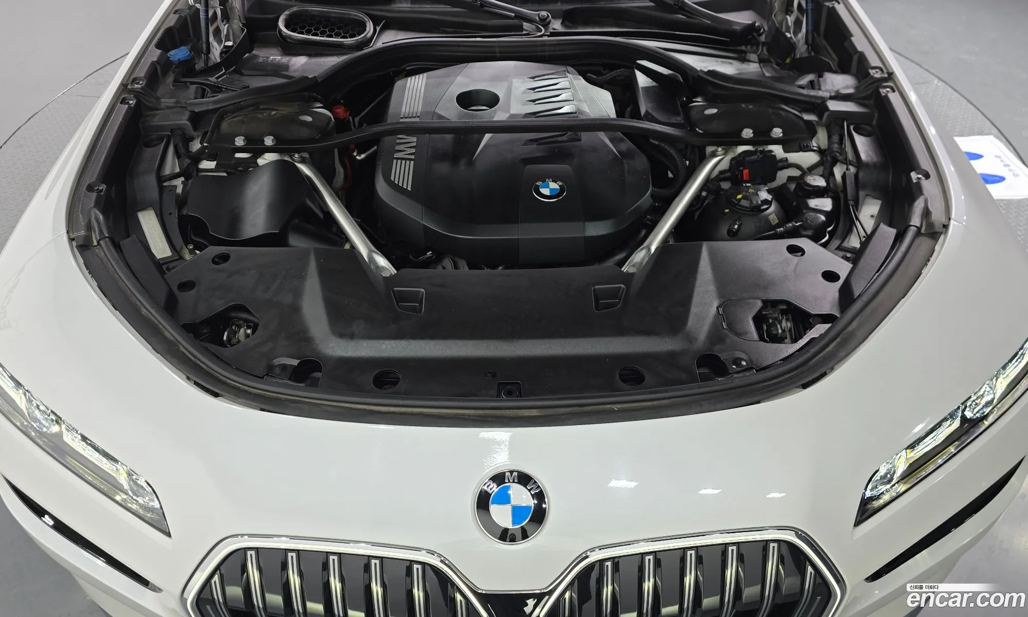 BMW 7 Series 2023 — 17