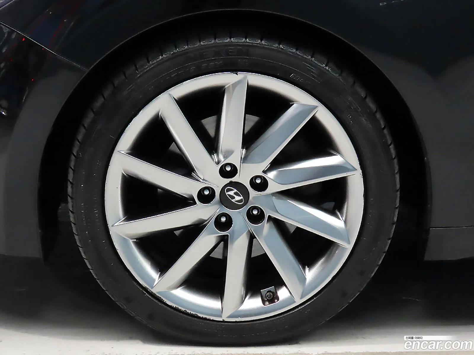 Hyundai Aslan 2015 — 8