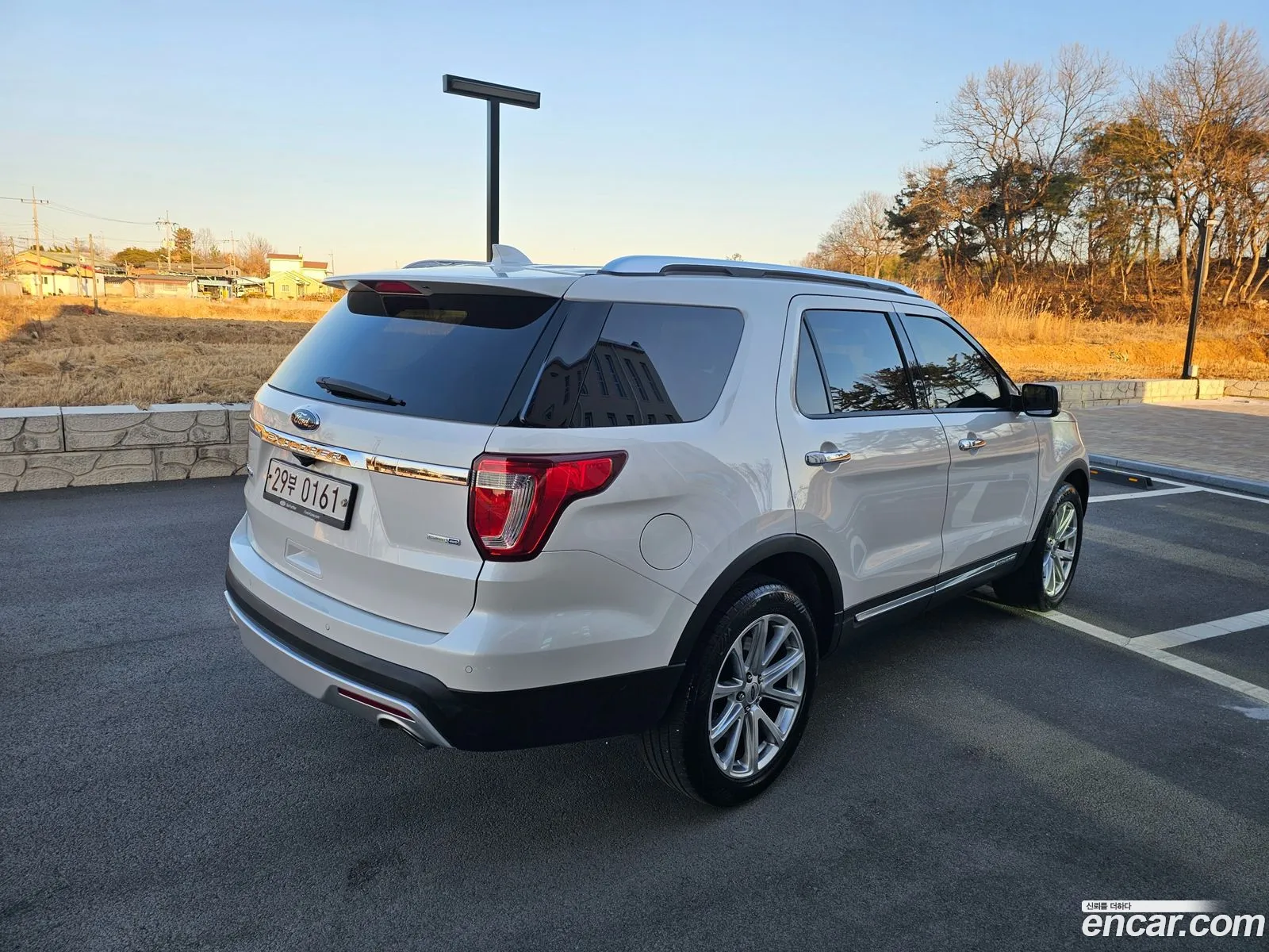 Ford Explorer 2015 — 4