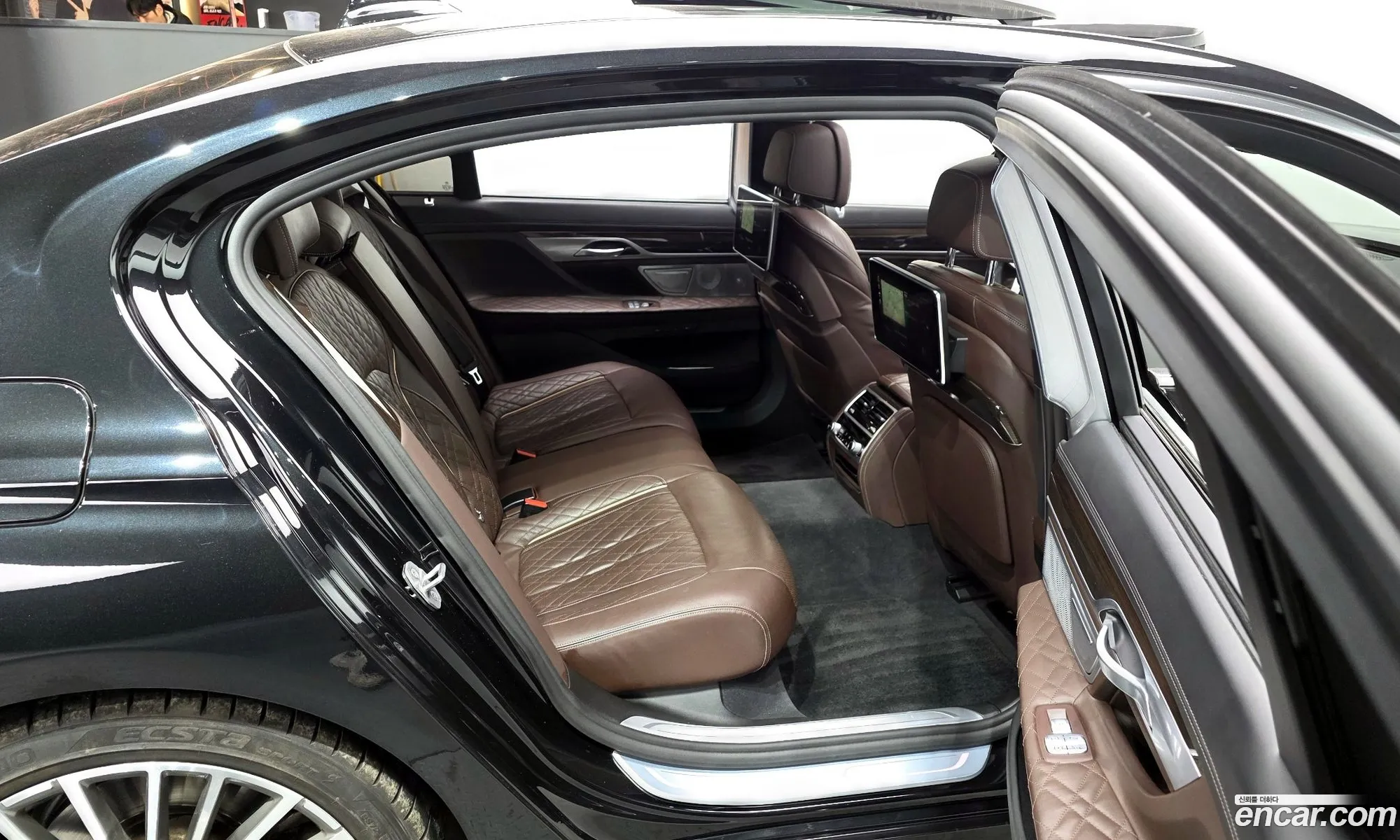 BMW 7 Series 2021 WBA7T4107NCH67829 — 10