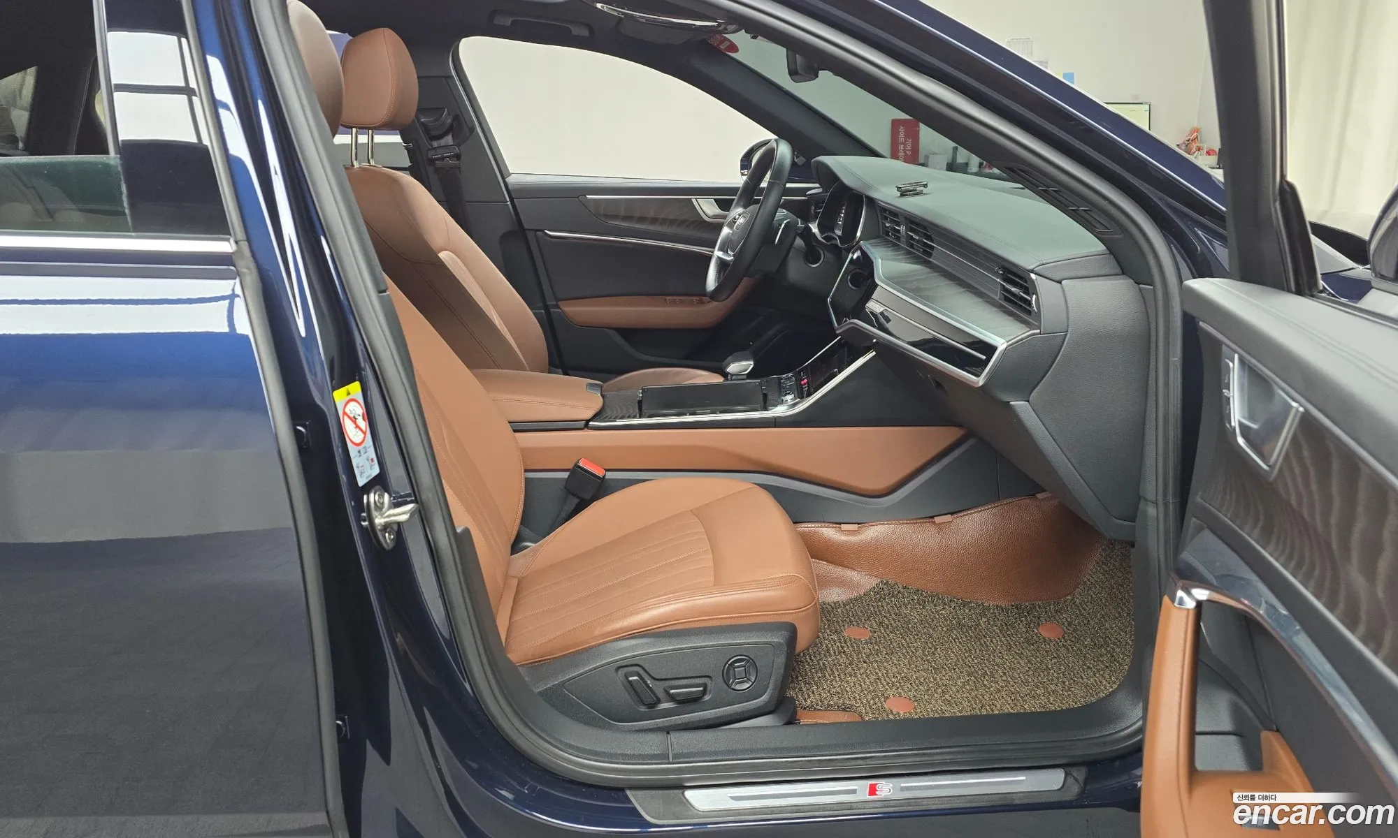 Audi A6 2023 WAUZZZF23PN010302 — 9