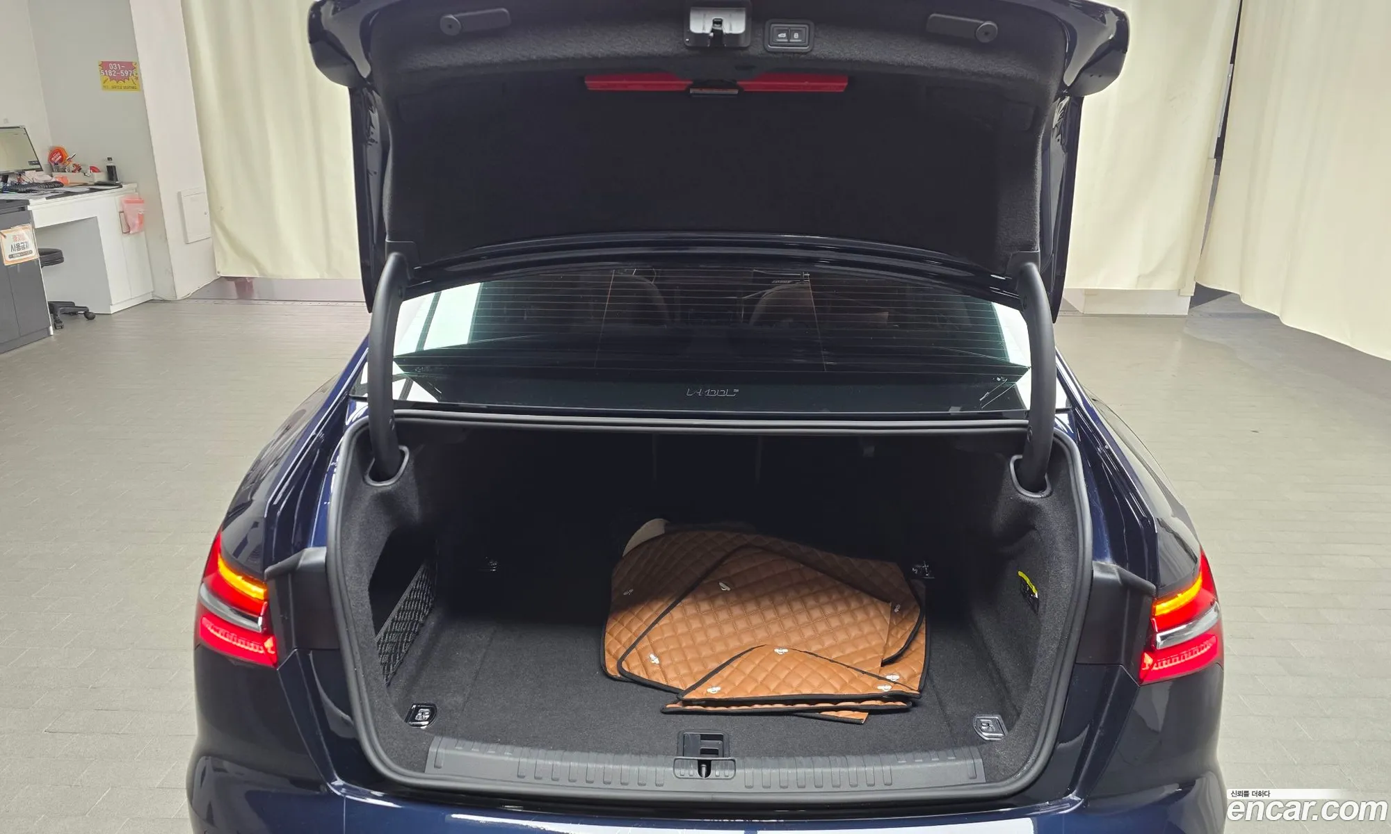 Audi A6 2023 WAUZZZF23PN010302 — 6