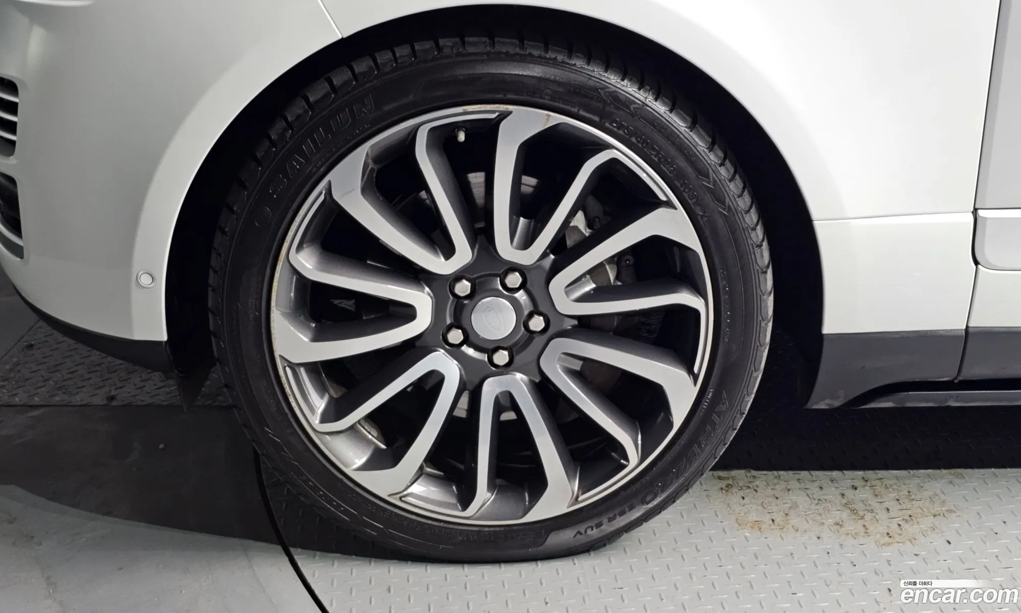 Land Rover Range Rover 2016 SALGA3JF3GA276721 — 2
