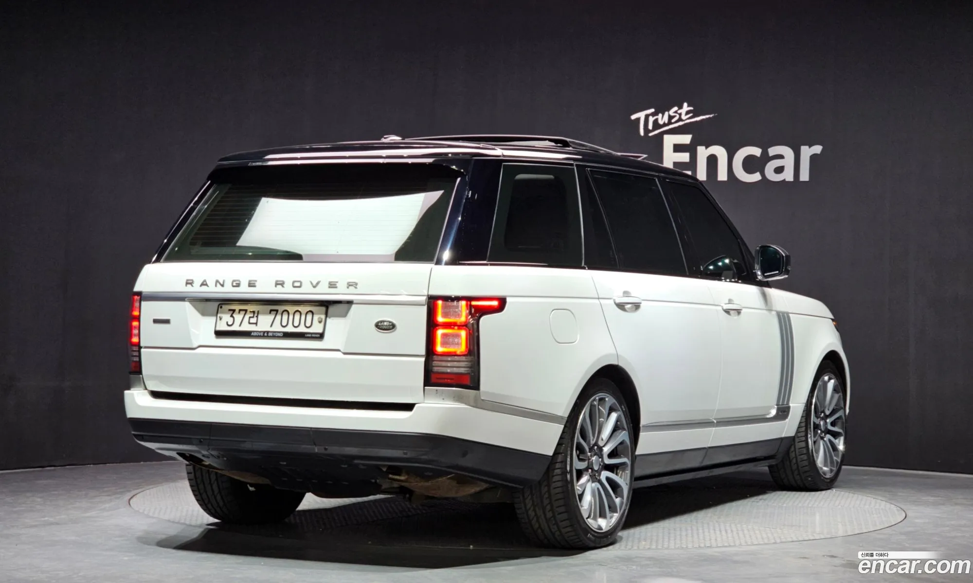 Land Rover Range Rover 2016 SALGA3JF3GA276721 — 15