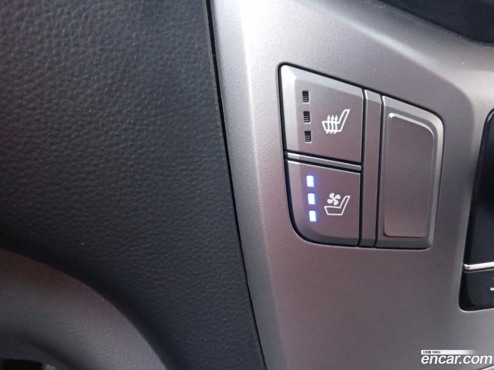 Hyundai Grand Starex 2020 — 13