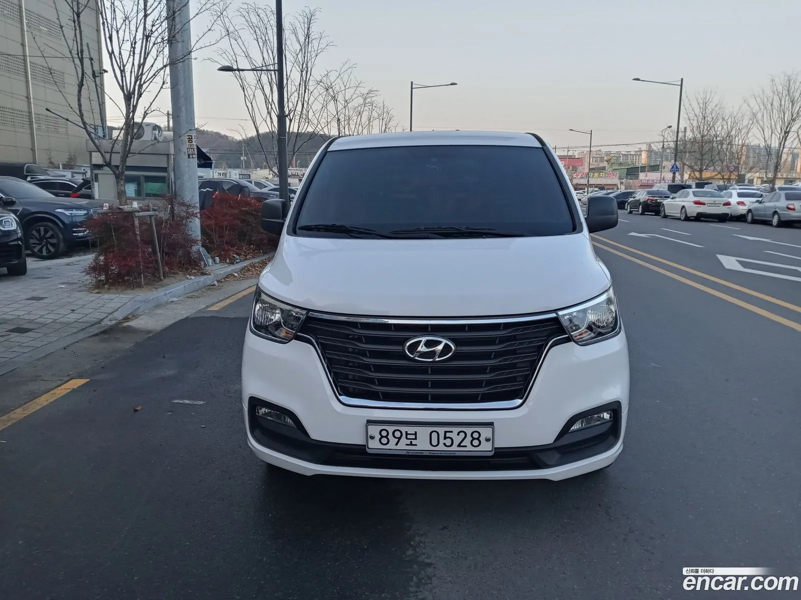 Hyundai Grand Starex 2020 — 20