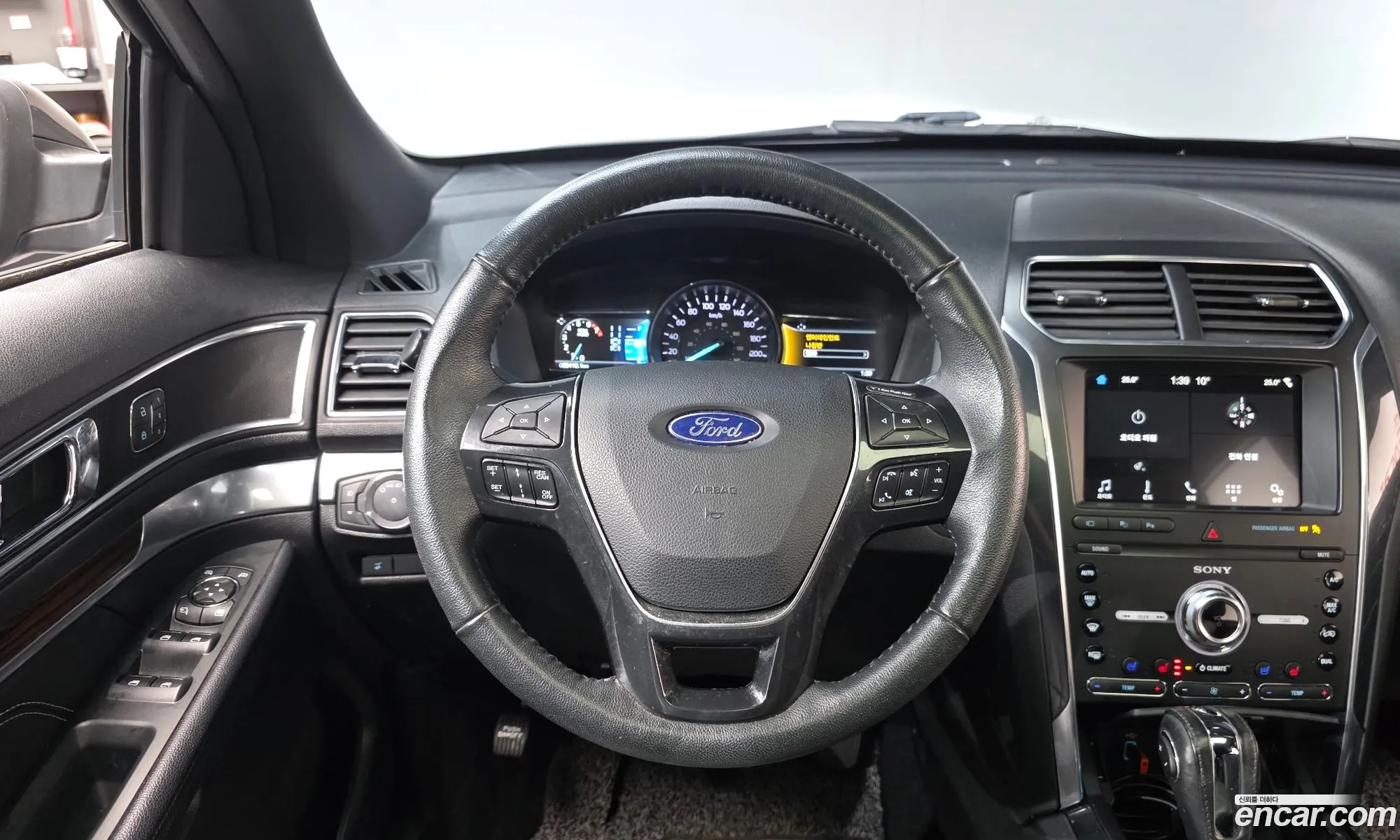 Ford Explorer 2019 1FM5K8FH0KGA25501 — 12