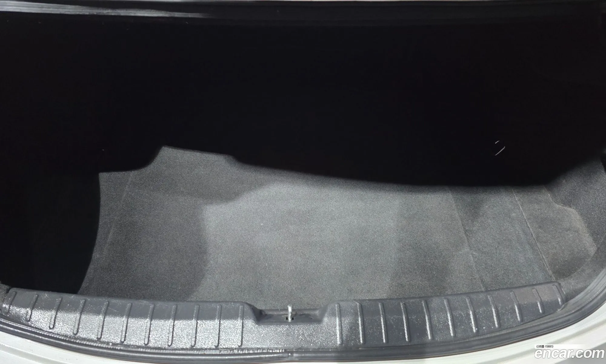 Hyundai Grandeur HG 2013 — 19
