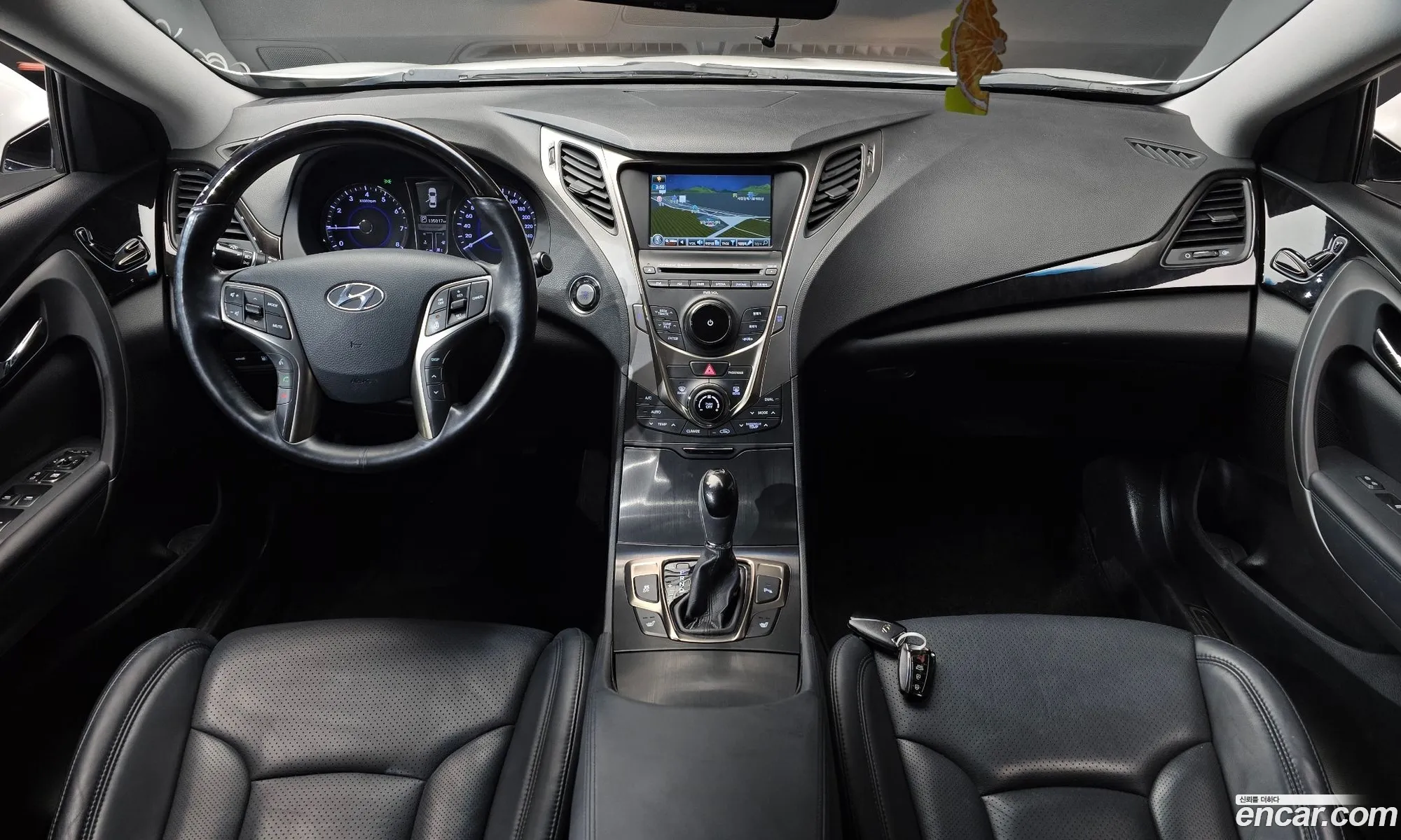 Hyundai Grandeur HG 2013 — 13