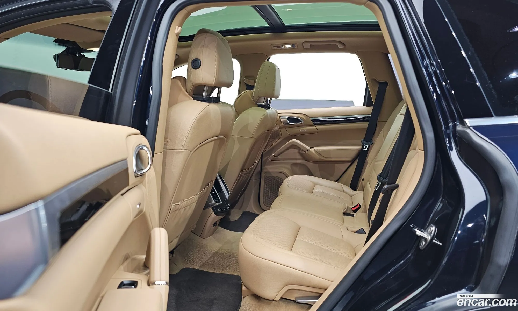 Porsche Cayenne 2015 WP1AA2927GLA00179 — 2