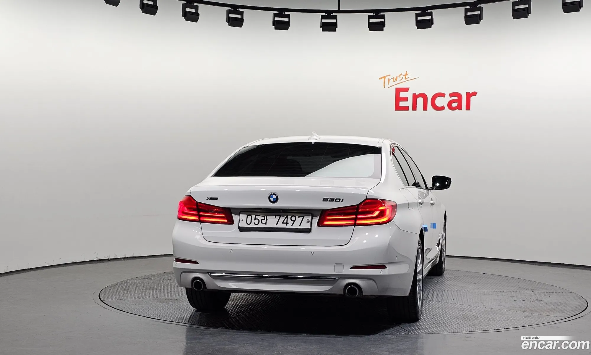 BMW 5 Series 2018 — 5