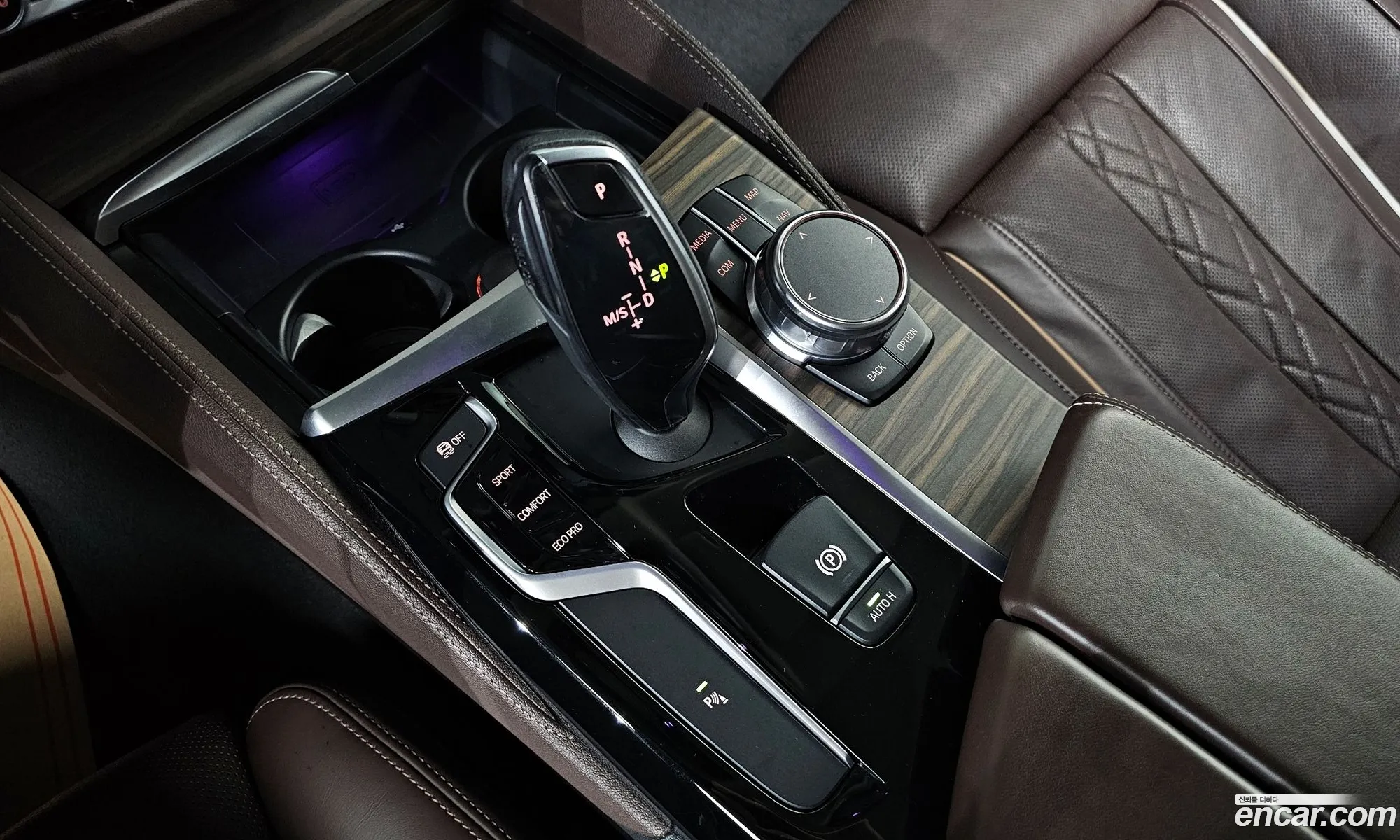 BMW 5 Series 2018 — 12