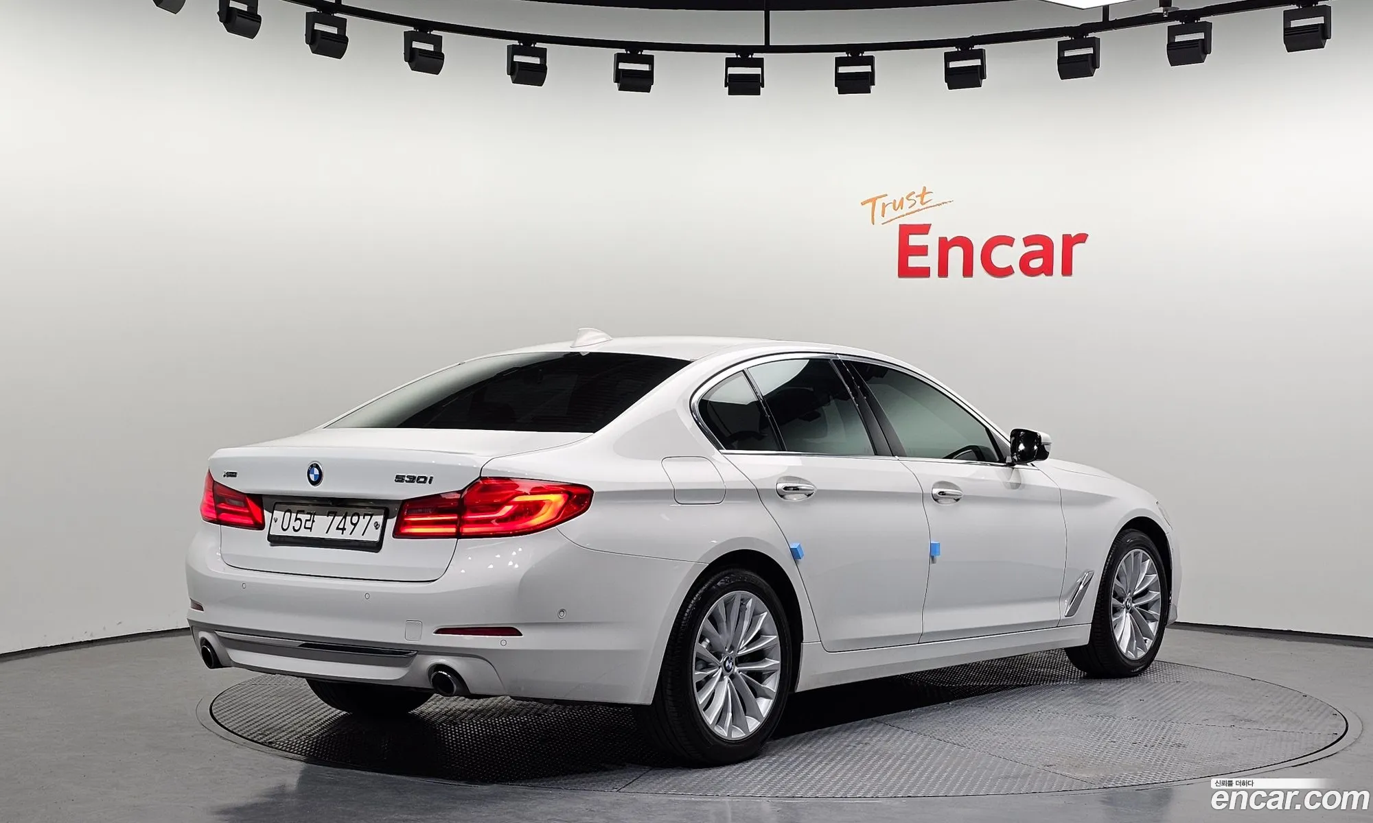 BMW 5 Series 2018 — 14