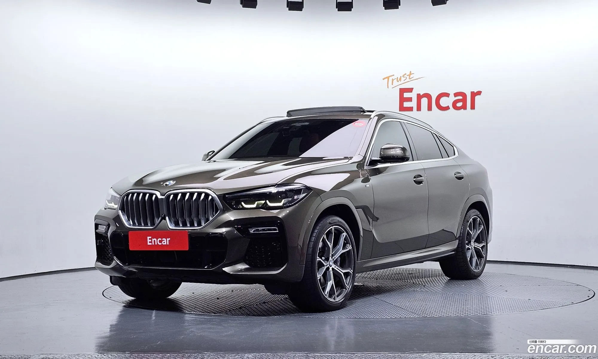 BMW X6 2021 — 12