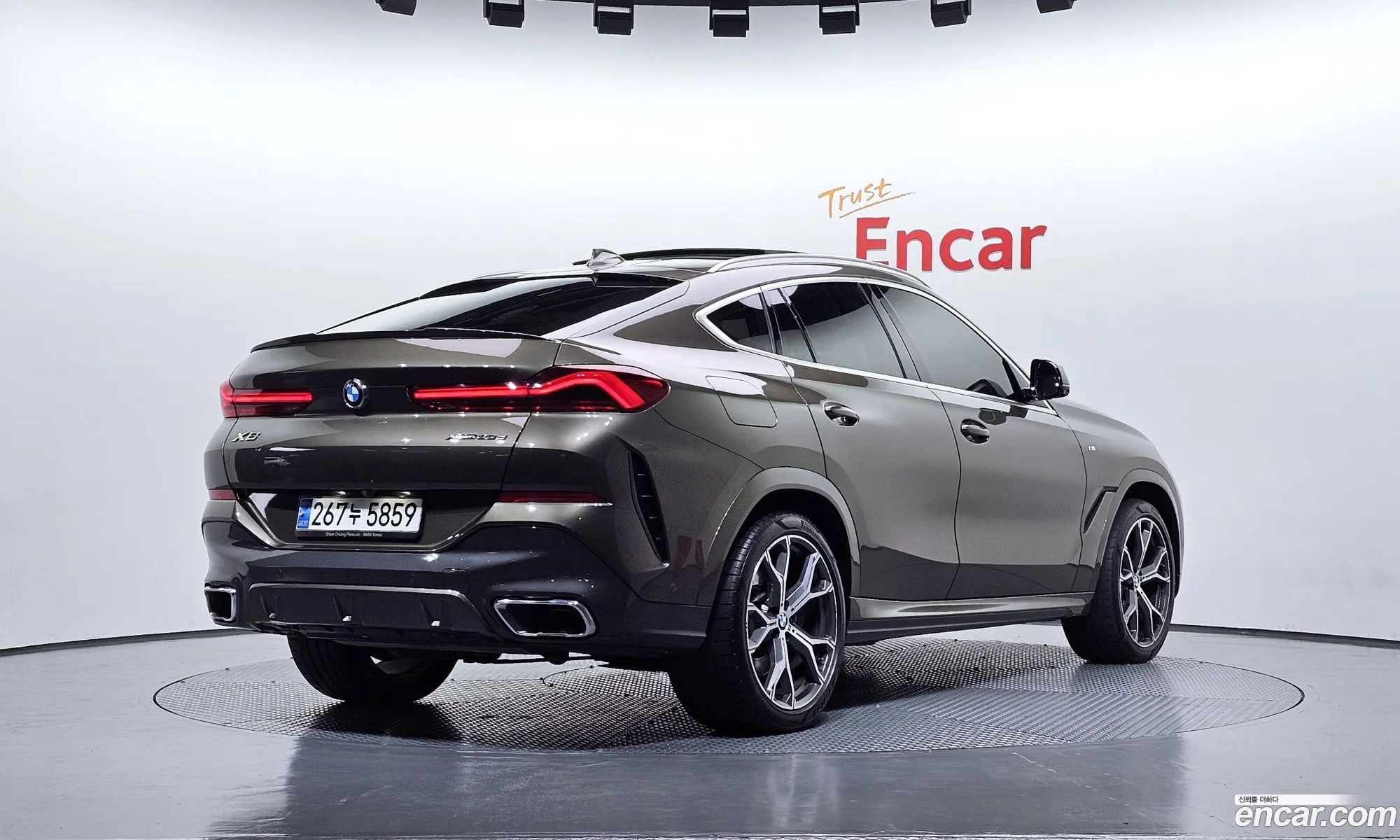 BMW X6 2021 — 10