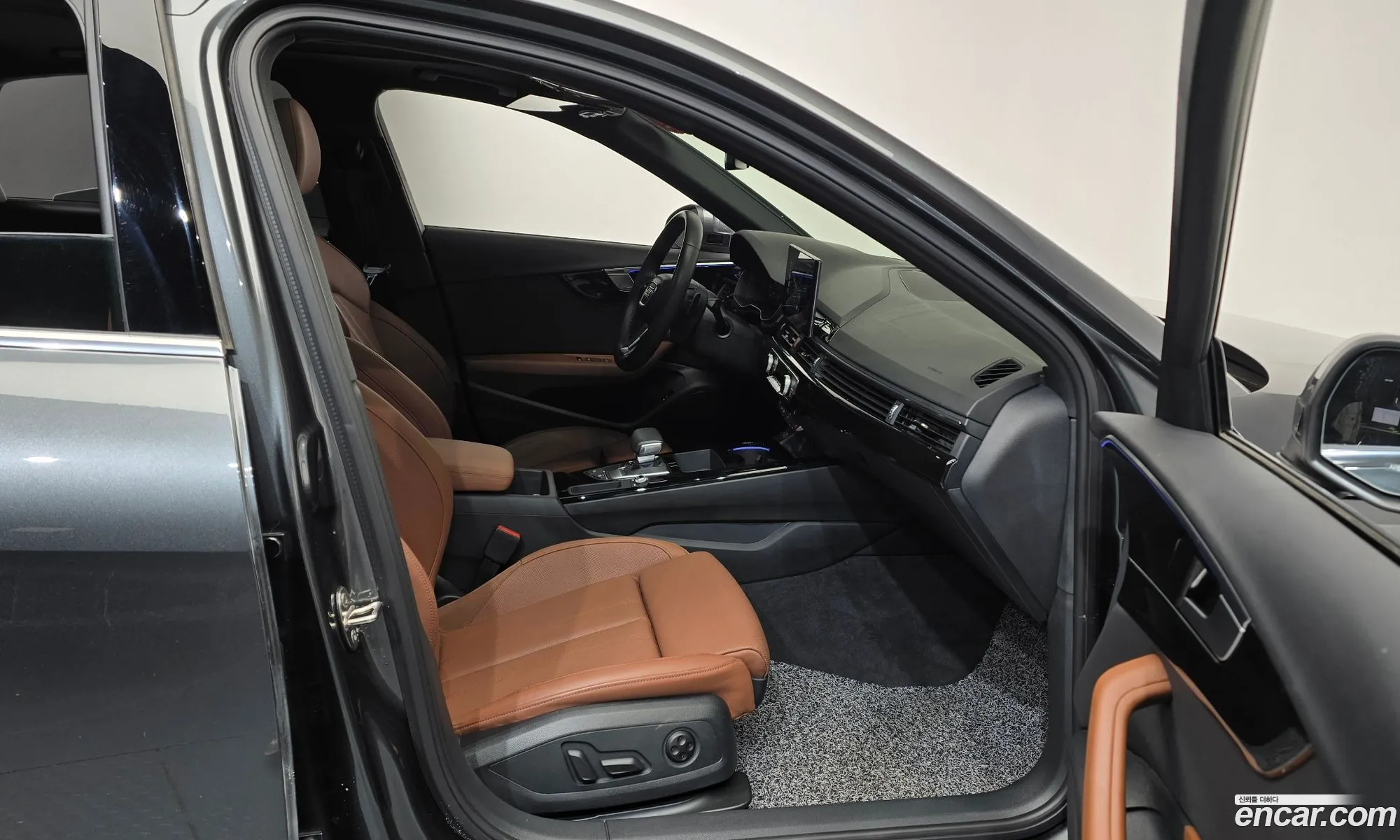 Audi A4 2021 WAUZZZF42MN002981 — 3