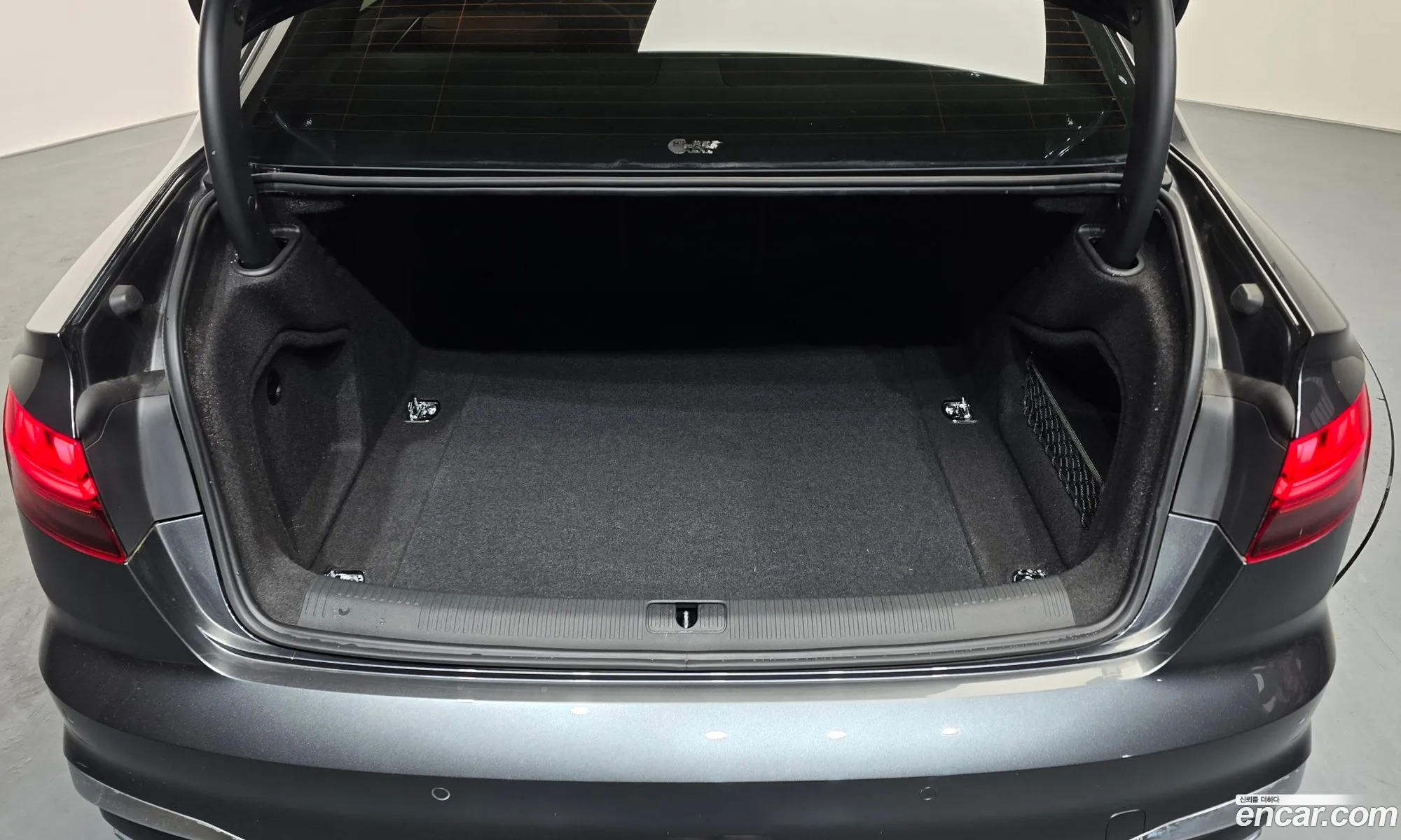 Audi A4 2021 WAUZZZF42MN002981 — 16