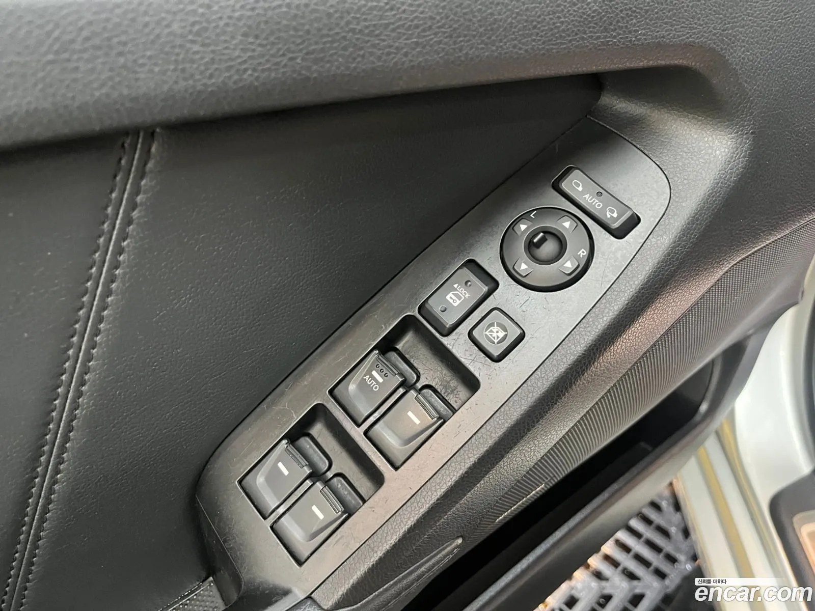 Kia The Prestige K7 2011 — 10