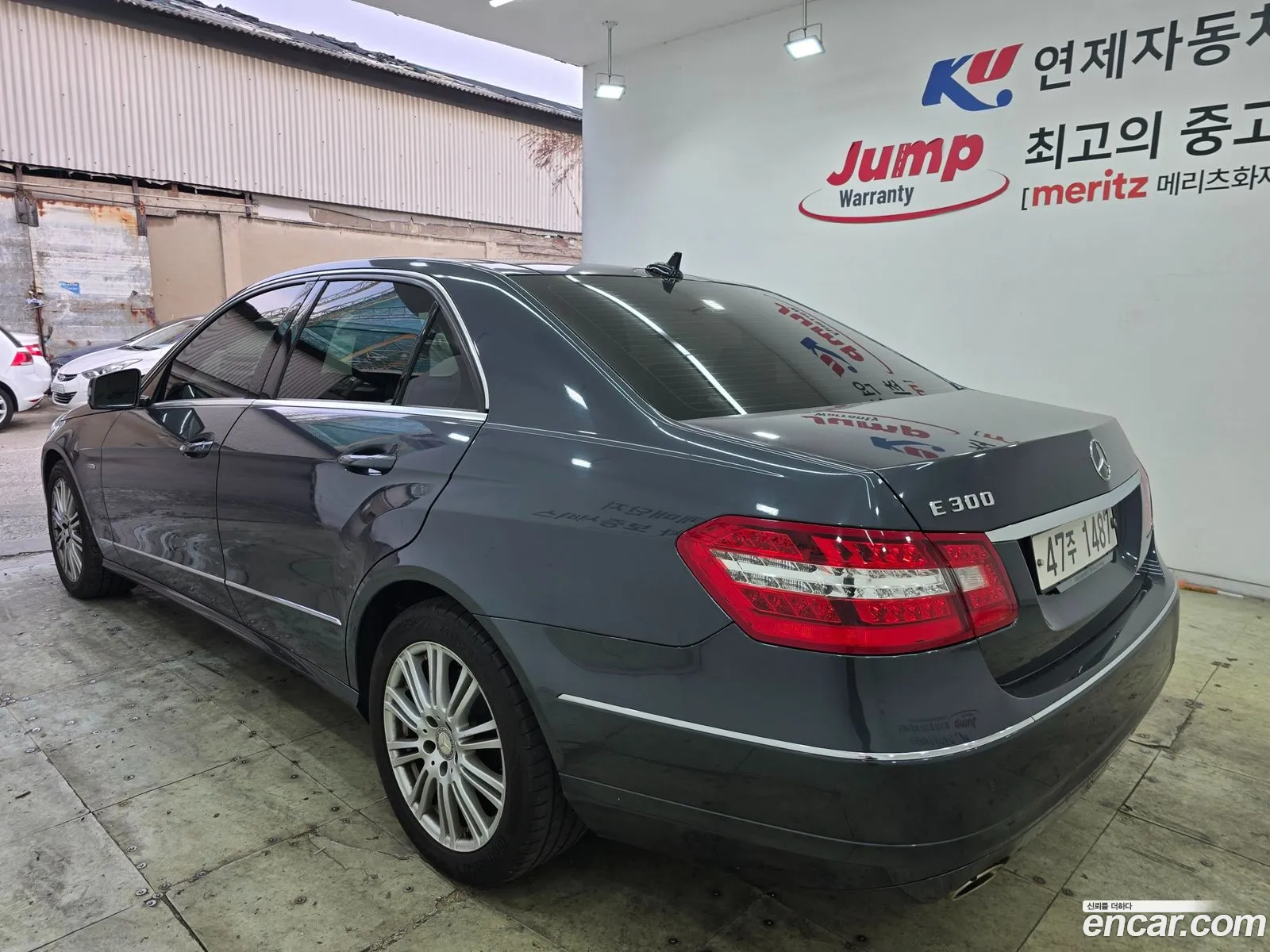 Mercedes-Benz E-Class W212 2012 — 15