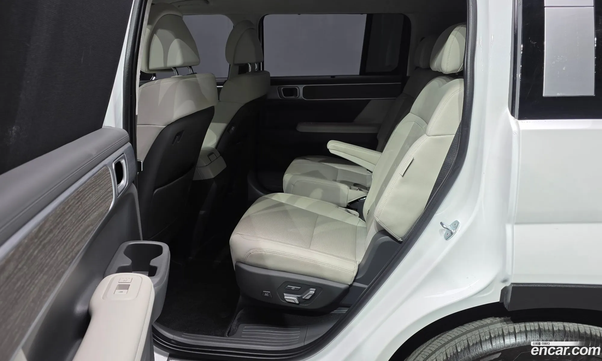 Hyundai Santa Fe 2023 — 8