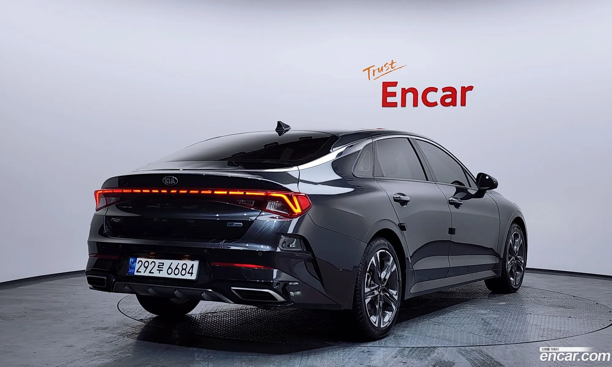 Kia K5 Hybrid 2021 — 7