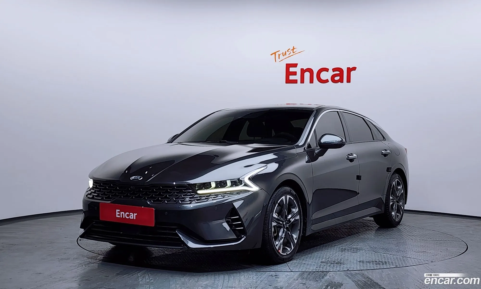 Kia K5 Hybrid 2021 — 2