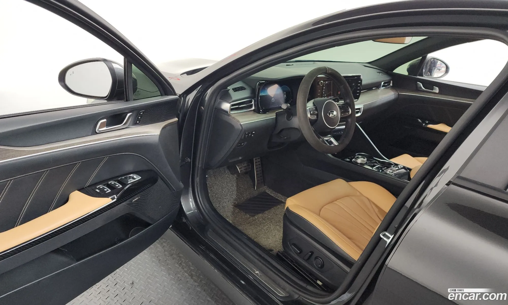 Kia K5 Hybrid 2021 — 3