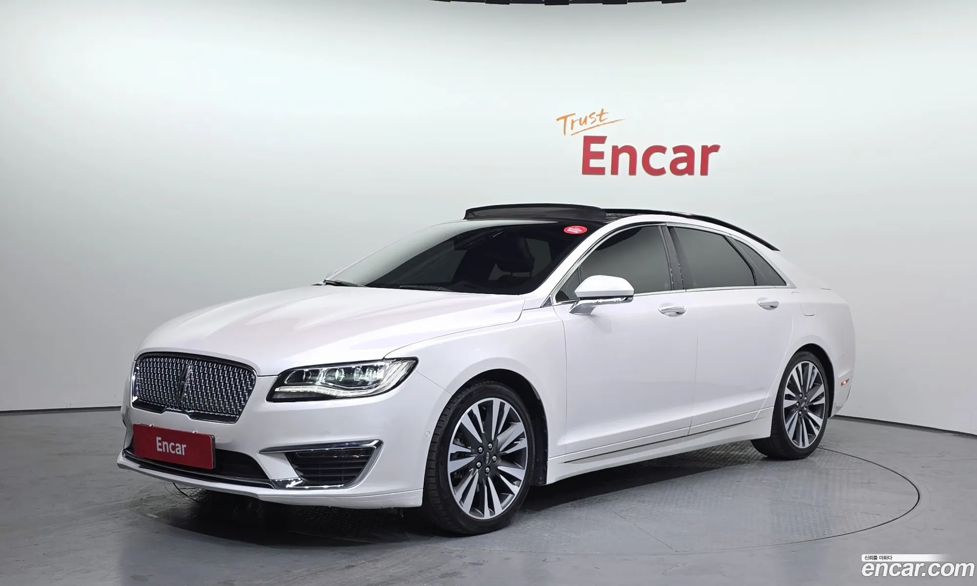 Lincoln MKZ 2017 3LN6L5MU8HR658684 — 13