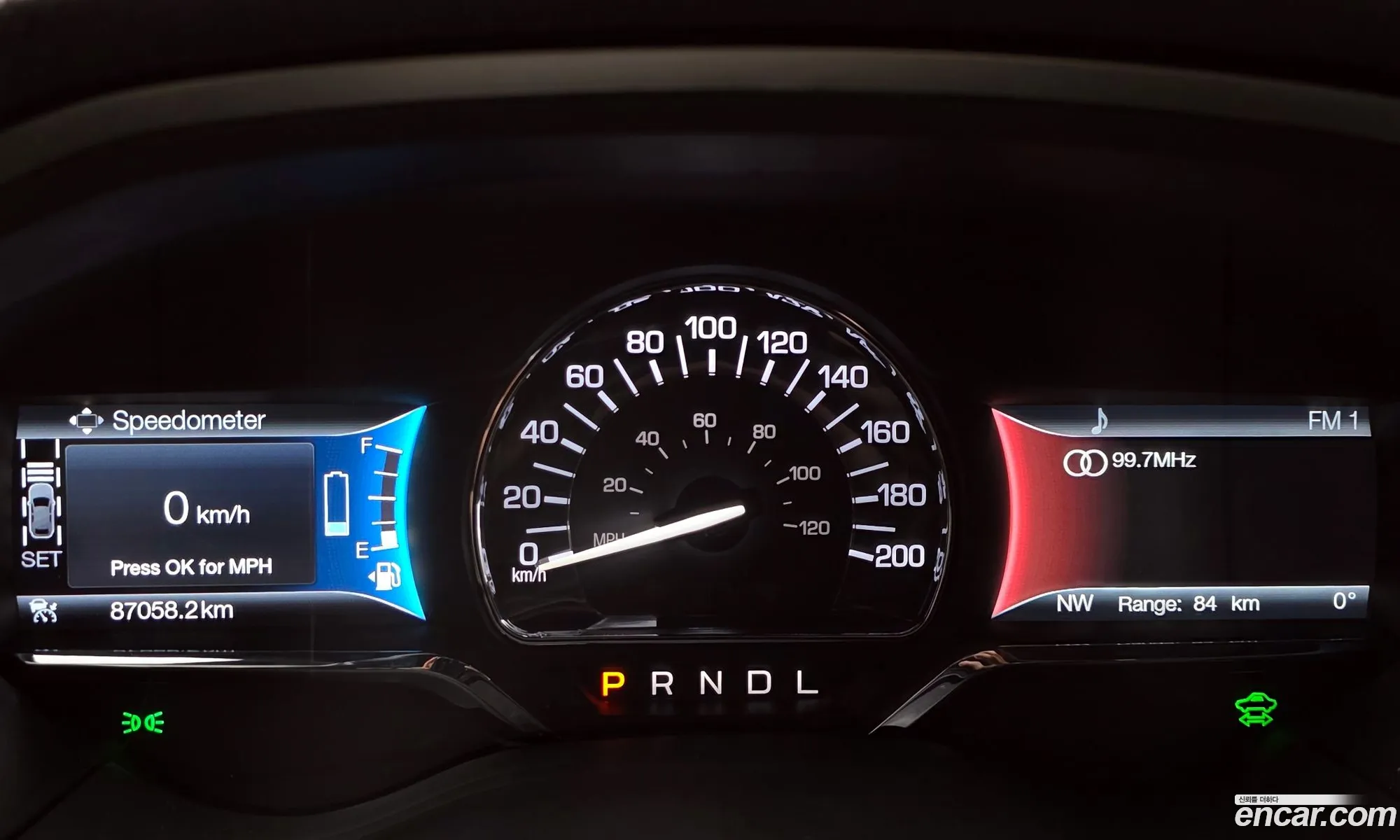 Lincoln MKZ 2017 3LN6L5MU8HR658684 — 7