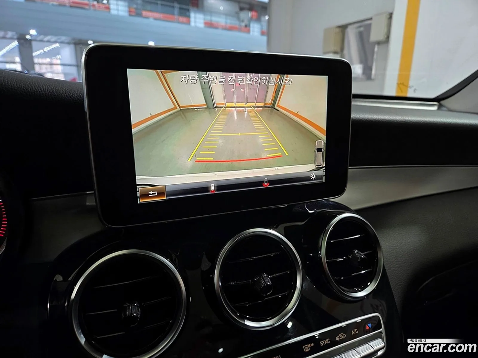 Mercedes-Benz GLC-Class X253 2017 — 19