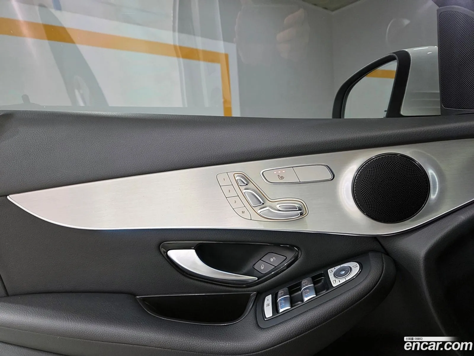 Mercedes-Benz GLC-Class X253 2017 — 11