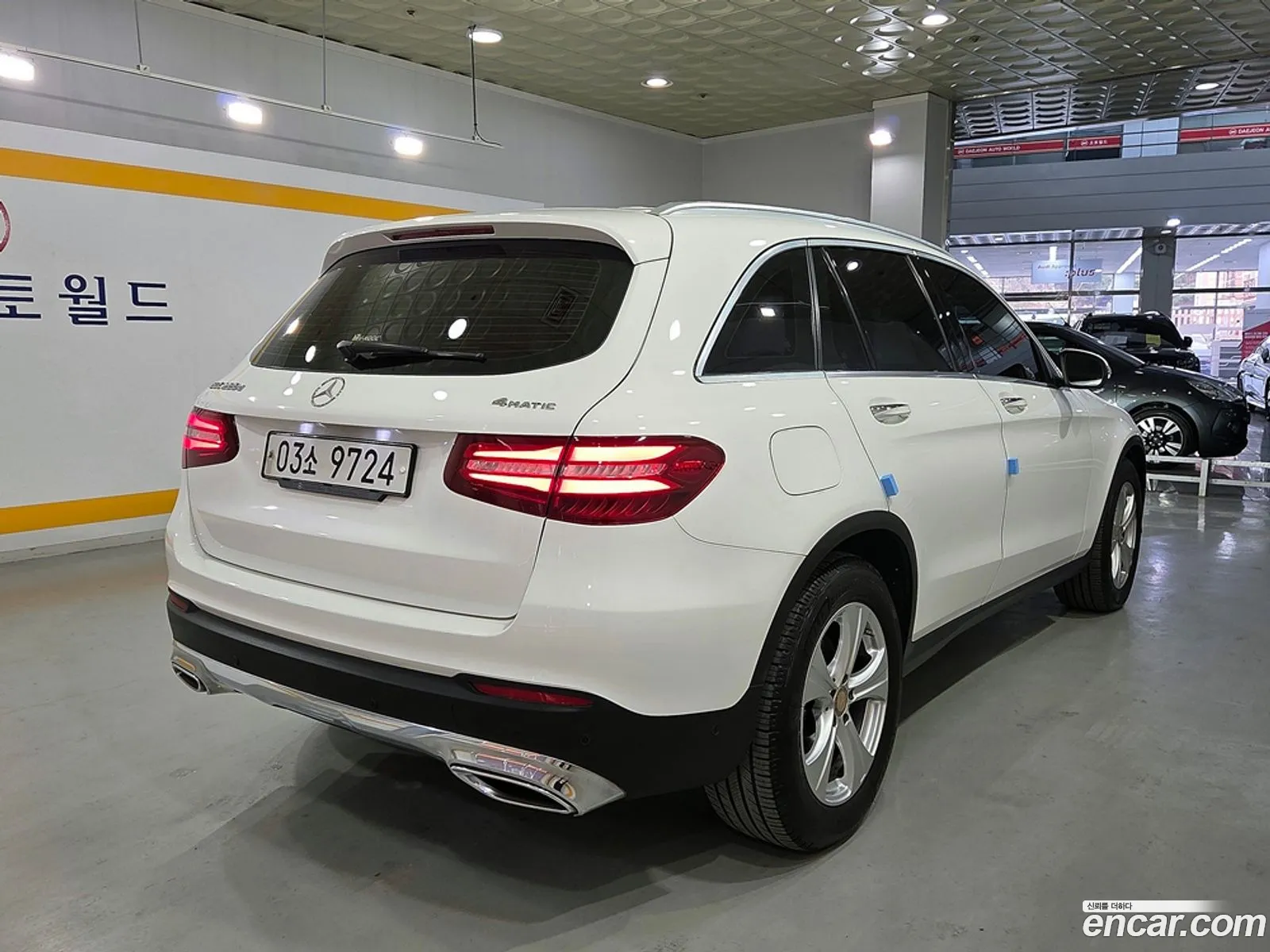 Mercedes-Benz GLC-Class X253 2017 — 20