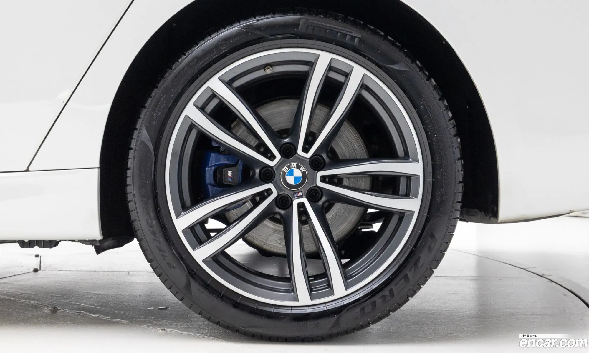 BMW 6 Series GT 2023 — 12