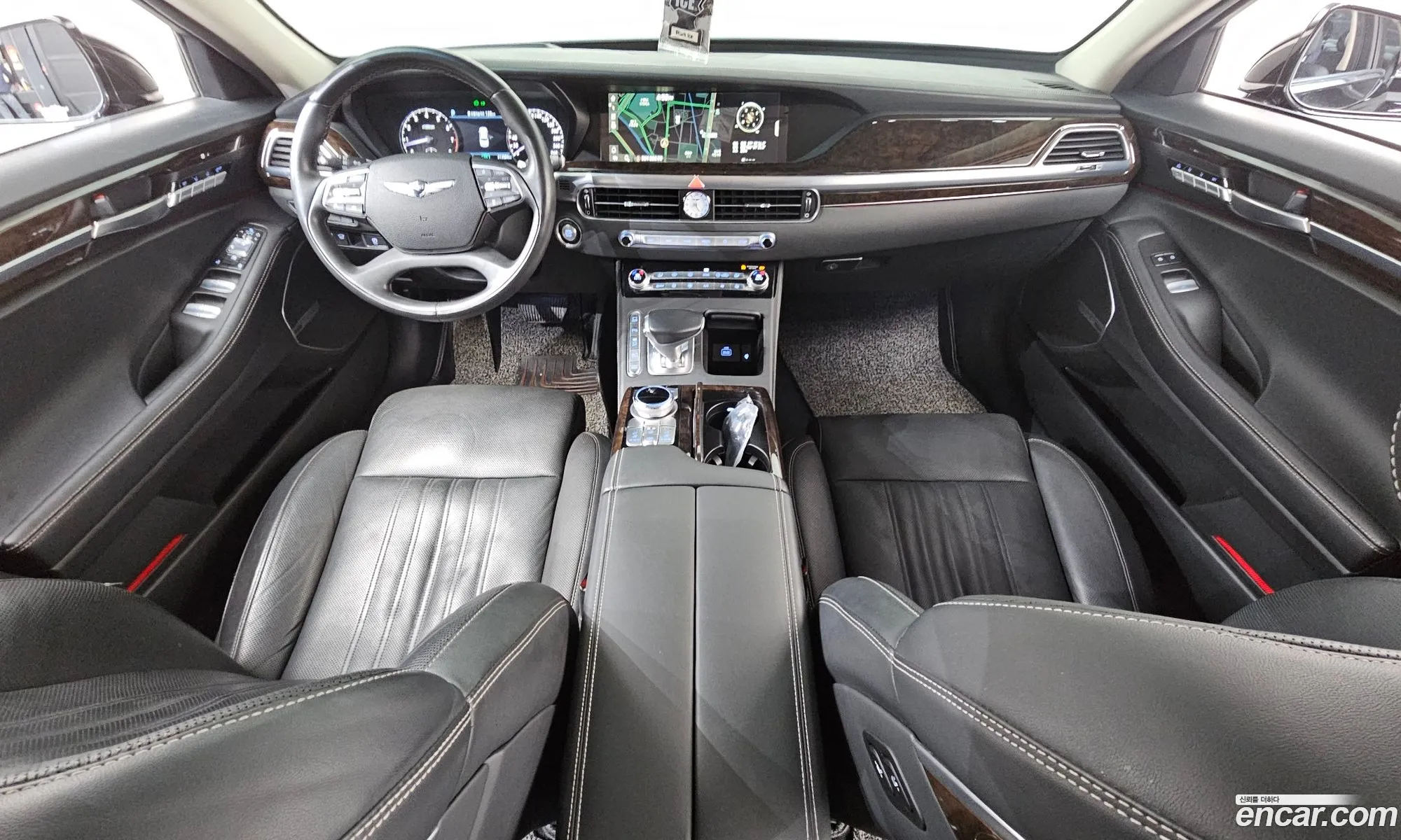 Genesis G90 2019 — 10