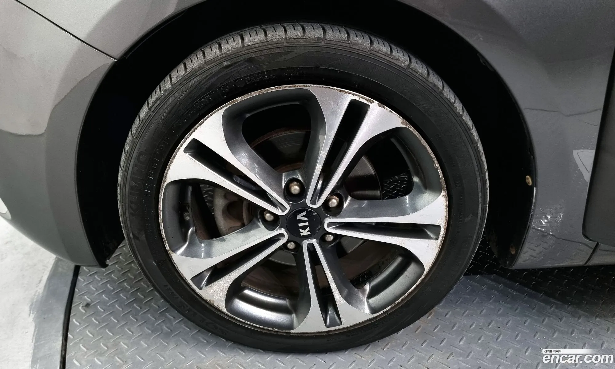 Kia K3 2012 — 20