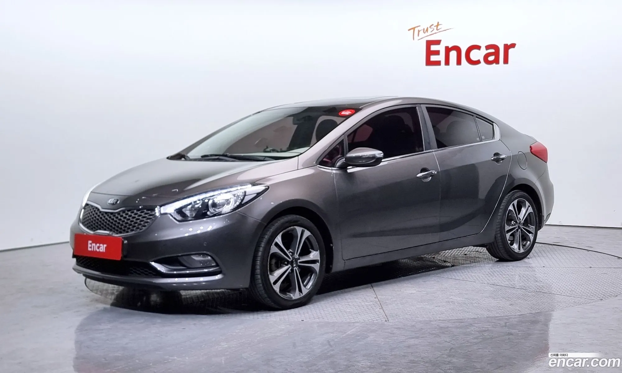 Kia K3 2012 — 10