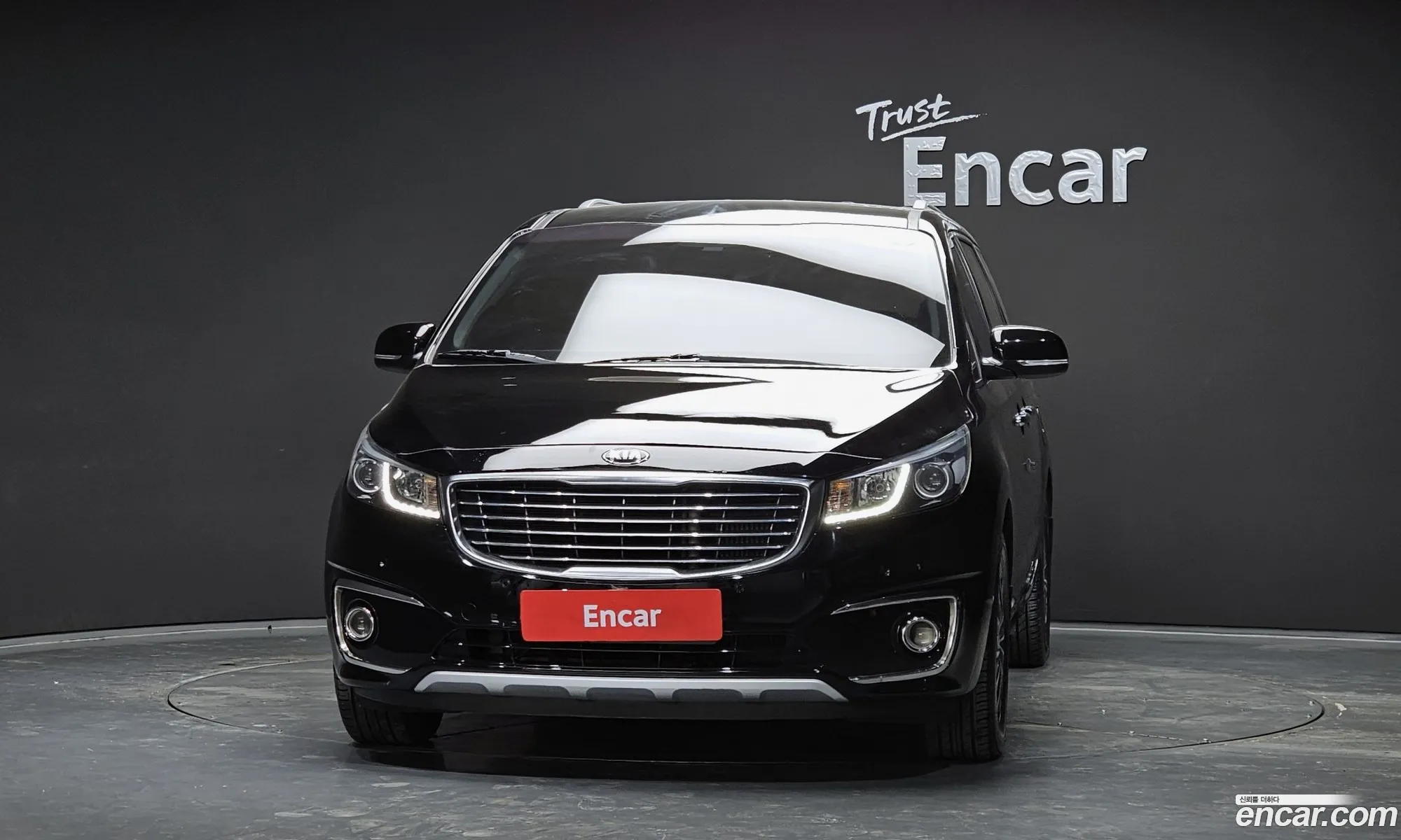 Kia Carnival 2017 — 18