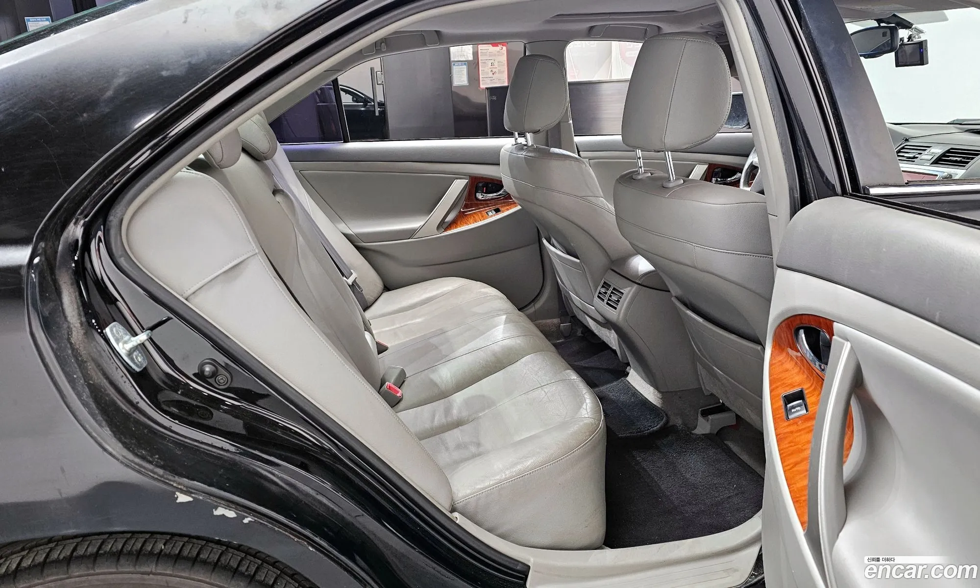 Toyota Camry 2011 — 3