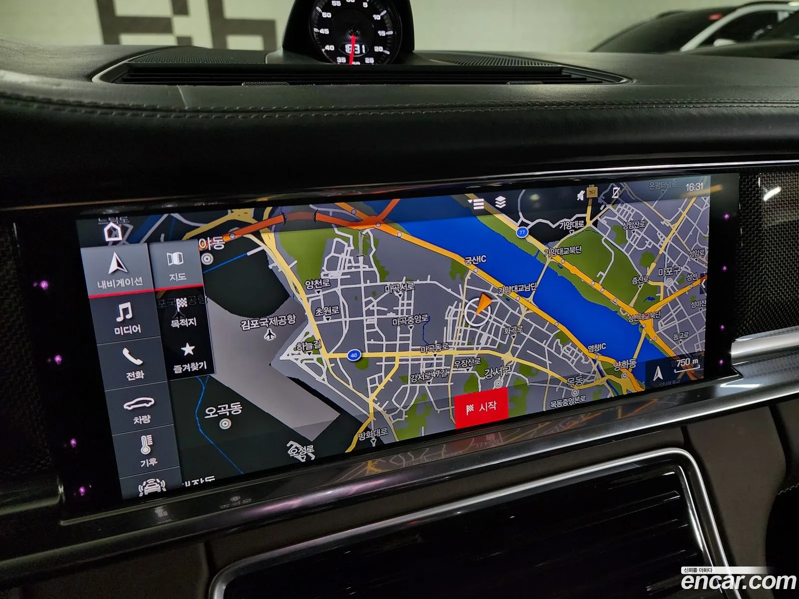 Porsche Panamera 2020 — 13