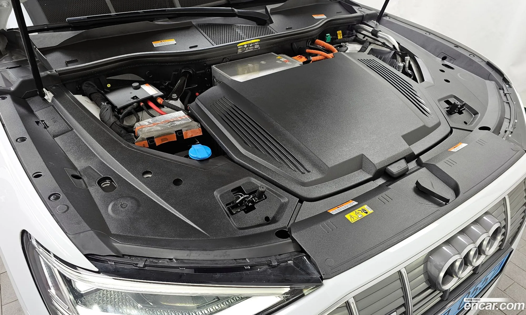 Audi e-tron 2022 — 5
